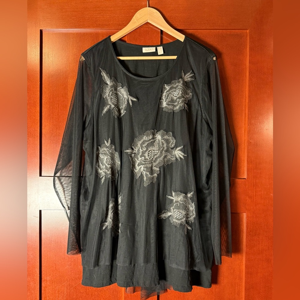 LOGO Lavish Black Floral Embroidered  Mesh Blouse Size 2X